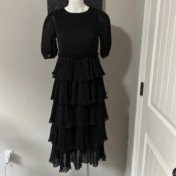 Tuckernuck ENGLISH FACTORY Dotted Mixed Media Tiered Dress Black Sz XS NEW - Picture 2 of 12